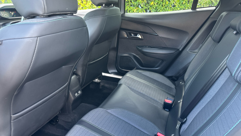 Peugeot 2008 100kW Allure Premium 50kWh 5dr Auto Electric Estate